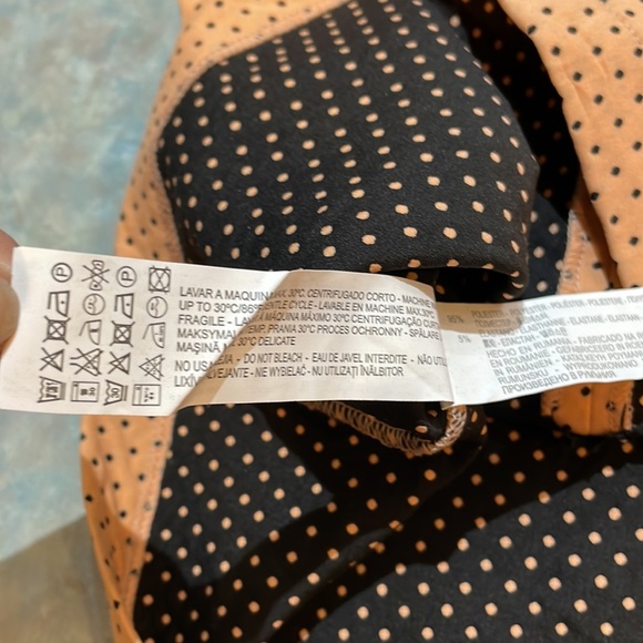 Trafaluc short polka dot skirt (sz xs) - Picture 5 of 5